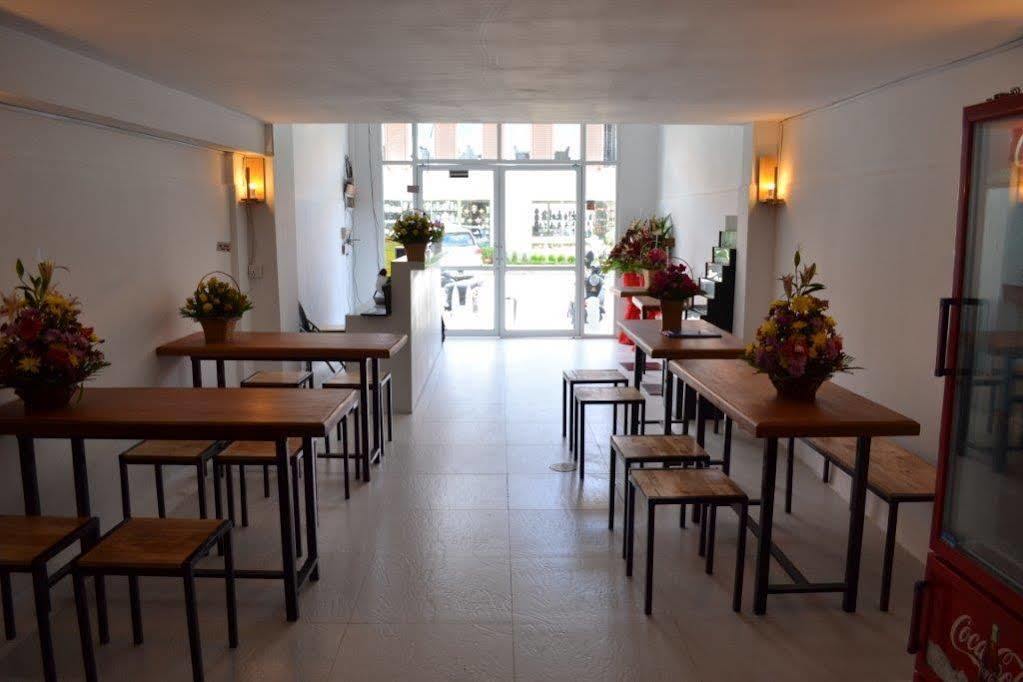 One Stop Hostel Phnom Penh Extérieur photo