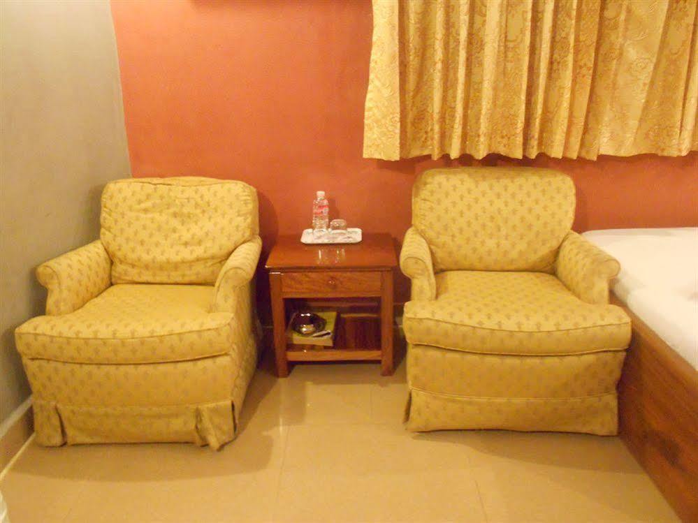 One Stop Hostel Phnom Penh Extérieur photo