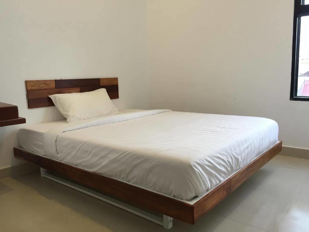 One Stop Hostel Phnom Penh Extérieur photo