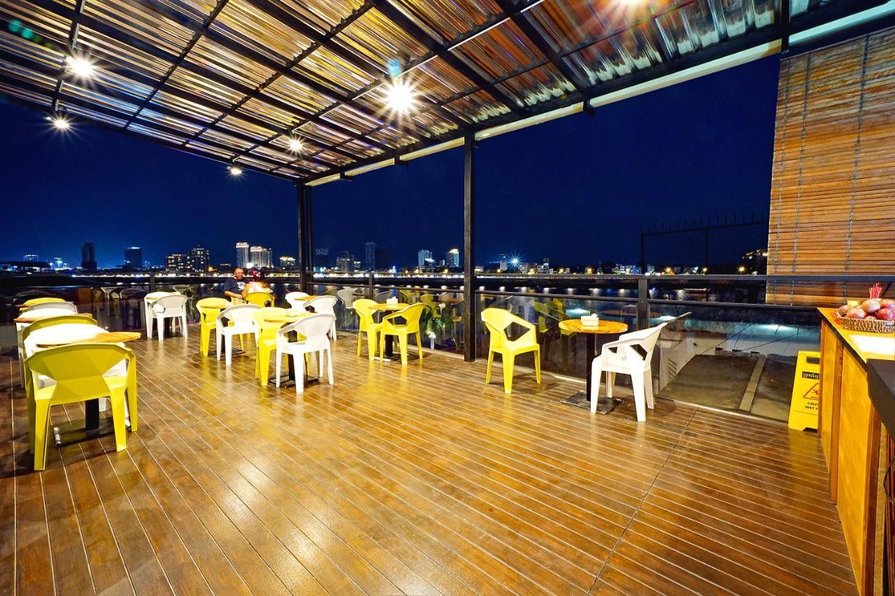 One Stop Hostel Phnom Penh Extérieur photo